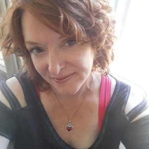 Meet your Posher, Ivy